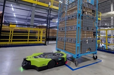 Autonómny mobilný manipulačný robot